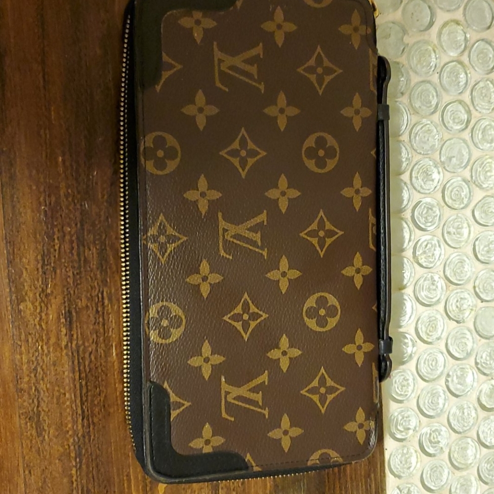 Lv clutch